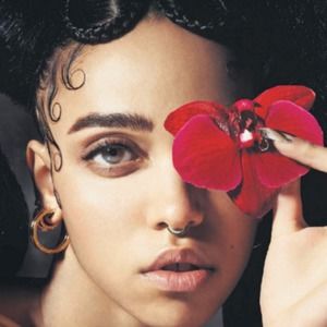 Meet your Posher, Ennoviaed